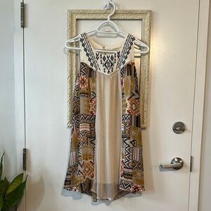 REWIND | Patterned Sleeveless Embroidered Lined Mini Dress